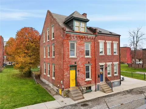 1532 Marquis Way, Pittsburgh, PA 15212