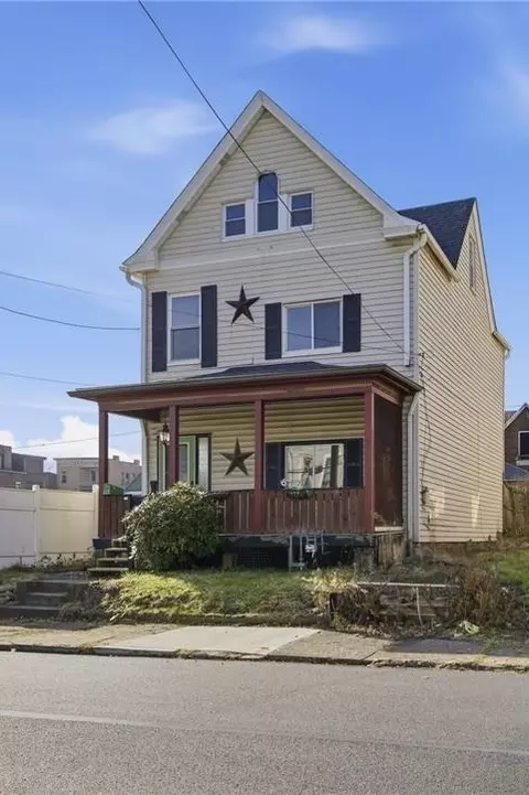 Exterior - 212 Comrie Ave, Braddock, PA 15104 photo 2 of 3