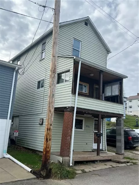314 Lowell #1/2, Vandergrift, PA 15690