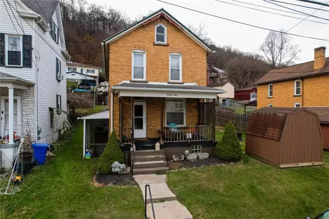 29 Main St, Freeport, PA 16229