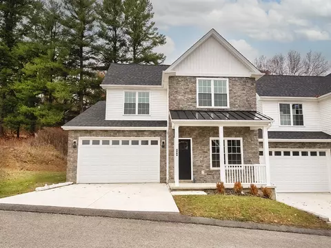 204 Willow Ln, Beaver Falls, PA 15010
