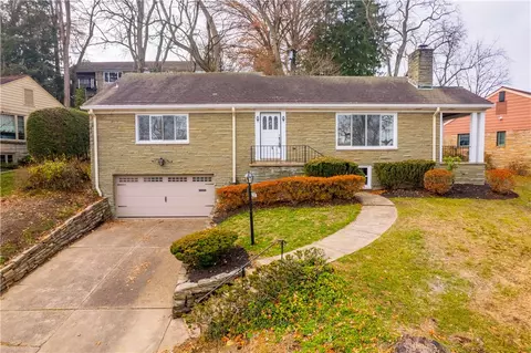 1751 Theodan Dr, Pittsburgh, PA 15216