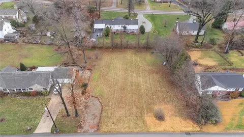 707 Melvin Dr, Greensburg, PA 15601