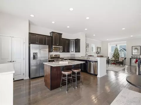 828 Oneida Cir, Mars, PA 16046 photo 7