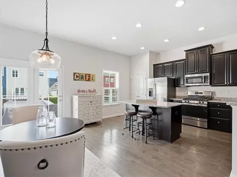 828 Oneida Cir, Mars, PA 16046 photo 8