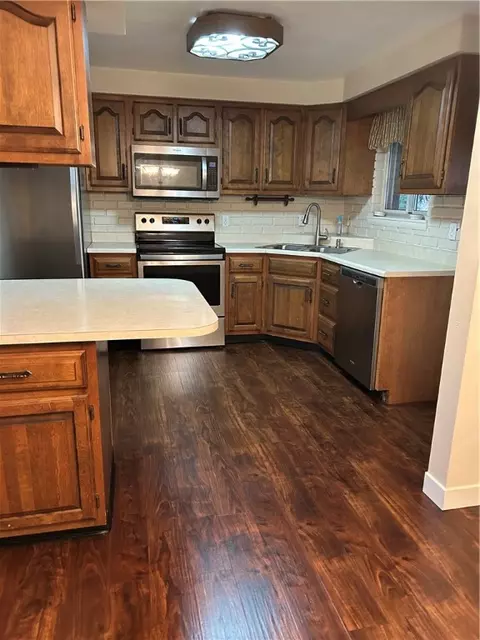 Kitchen - 13261 Sylvia, North Huntingdon, PA 15642 photo 2 of 2