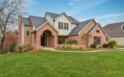 223 Fox Meadow Dr, Wexford, PA 15090
