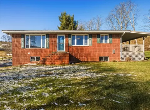 1303 Faidley Rd, Meyersdale, PA 15552