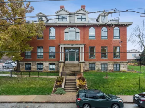 7330 Mcclure Ave #17, Pittsburgh, PA 15218