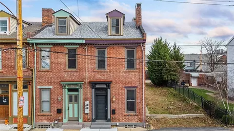 115 45th St, Pittsburgh, PA 15201