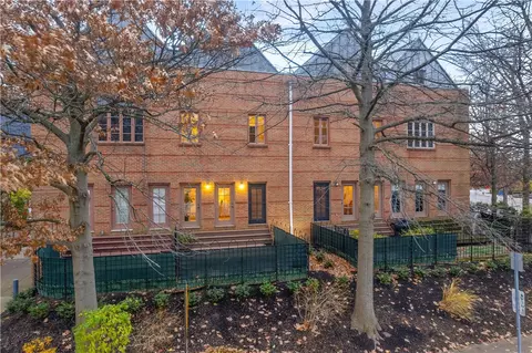 4700 Ellsworth Ave #4, Pittsburgh, PA 15213