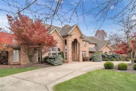 2133 Legran Dr, Gibsonia, PA 15044