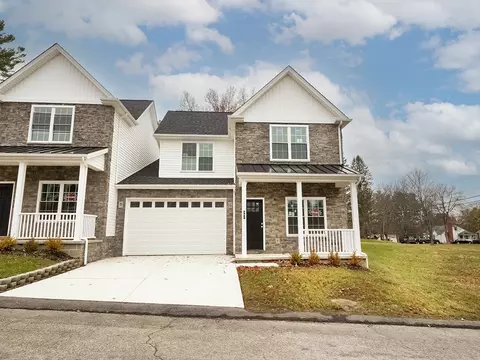 201 Willow Ln, Beaver Falls, PA 15010