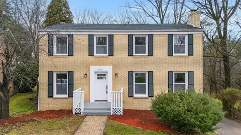 176 Colonial Village Dr, Pittsburgh, PA 15235