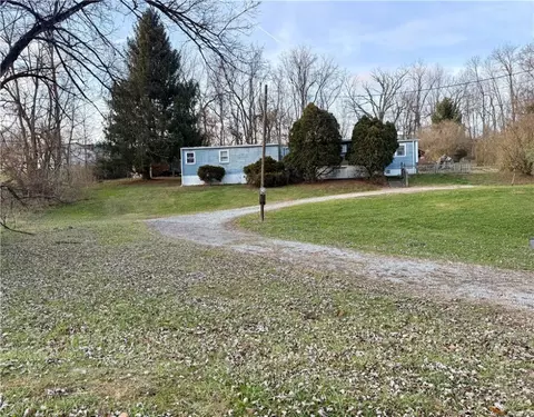 233 Huntingdon Rd, Ruffs Dale, PA 15679