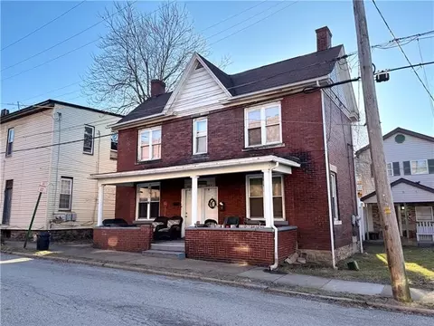 404 N Pennsylvania Ave, Apollo, PA 15613