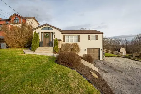 407 Payne Hill Rd, Clairton, PA 15025