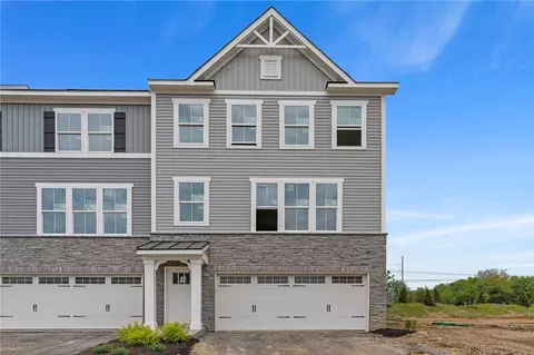 119 Ironwood St, PA 16063