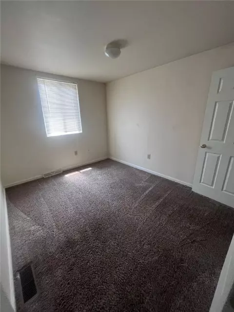 4502 Bataan Ave, Clairton, PA 15025 photo 4