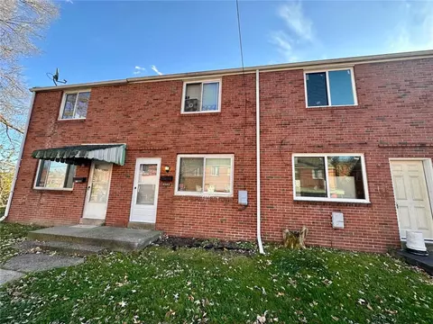 4502 Bataan Ave, Clairton, PA 15025 photo 11