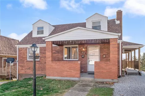 813 Lynda Ln, North Versailles, PA 15137