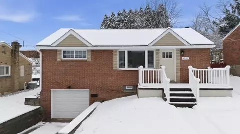 5320 Blossom Rd, Pittsburgh, PA 15236