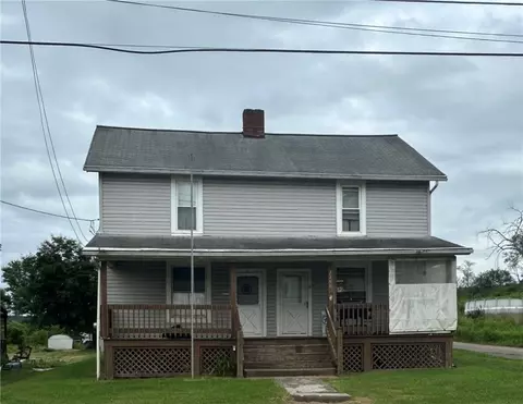2266 W Sunbury Rd, Boyers, PA 16020