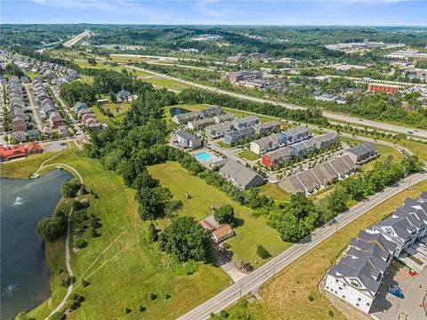 1165 Freeport Rd, Mars, PA 16046 photo 4