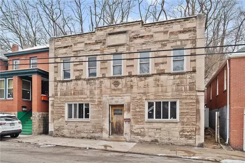 Exterior - 264 Fleet St, Braddock, PA 15104 photo 2 of 3