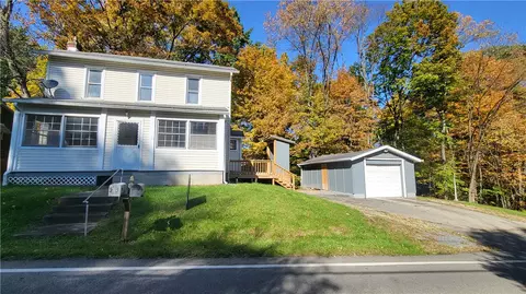 33 Orangeville Rd, Greenville, PA 16125