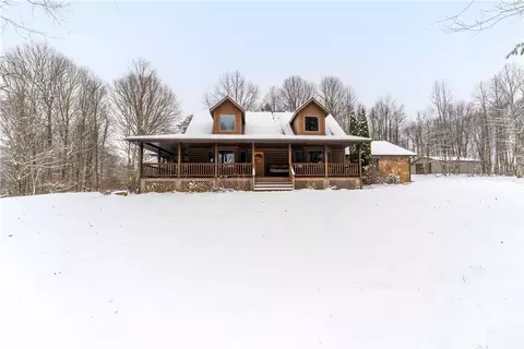 17 Farm Ln, Ohiopyle, PA 15470