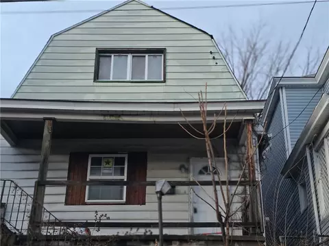 830 Frank St, Mckees Rocks, PA 15136