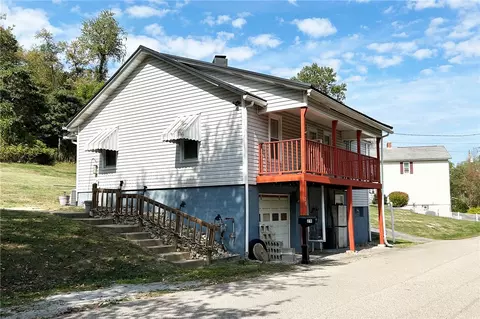 Exterior - 29 Creedmore Rd, Cecil, PA 15321 photo 2 of 8