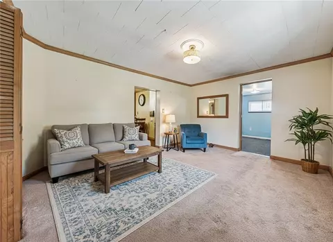 Living - 29 Creedmore Rd, Cecil, PA 15321 photo 1 of 7