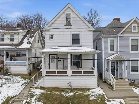 63 Seminole Ave, Washington, PA 15301