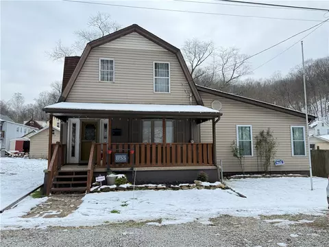 1155 Wall Ave, Pitcairn, PA 15140