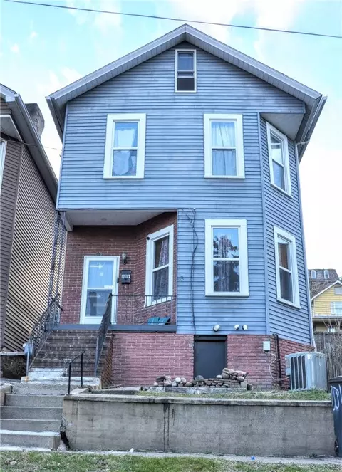 819 Lincoln Ave, Charleroi, PA 15022