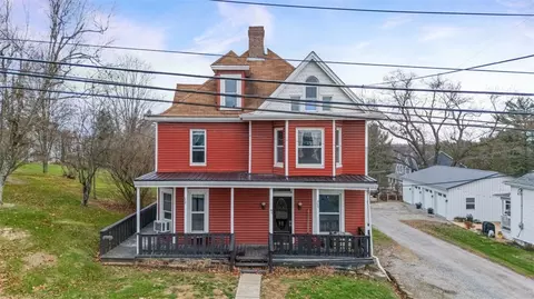 7 N Liberty Rd, West Alexander, PA 15376