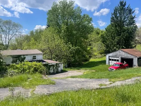 3064 Sylvan Rd, Ambridge, PA 15003