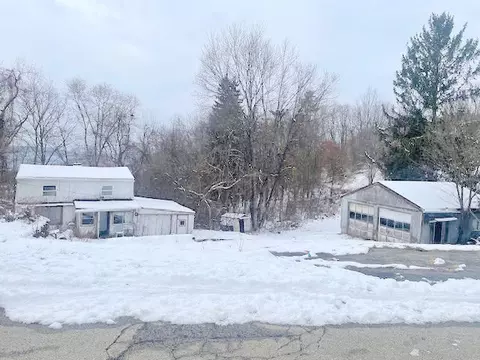 3064 Sylvan Rd, Ambridge, PA 15003