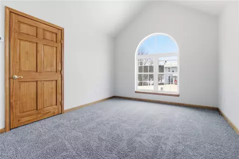 Bedroom - 135 Lake Front Dr, Loretto, PA 15940 photo 2 of 4