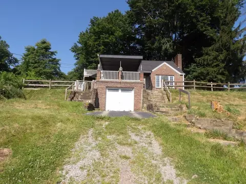 7477 Big Beaver Blvd, Wampum, PA 16157