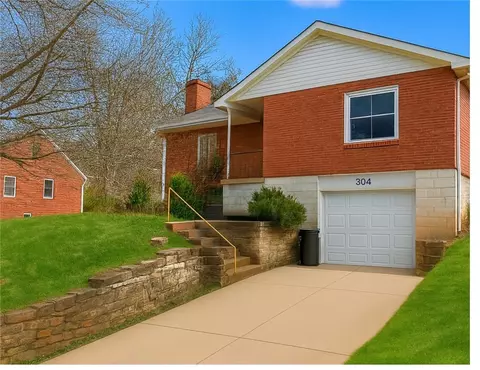 304 Dewey Ave, Washington, PA 15301