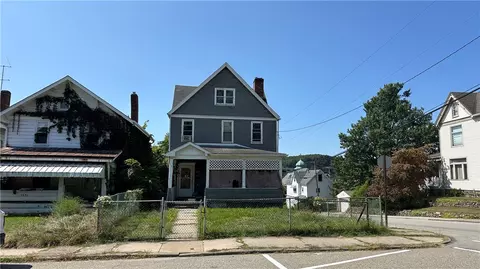 1633 Leishman Ave, New Kensington, PA 15068