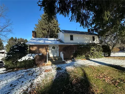 235 Hinchberger Rd, Butler, PA 16002