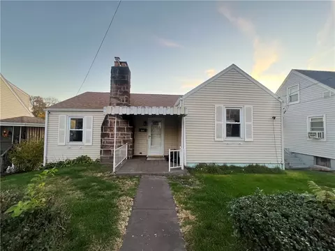 2104 Calvin St, Mckeesport, PA 15132
