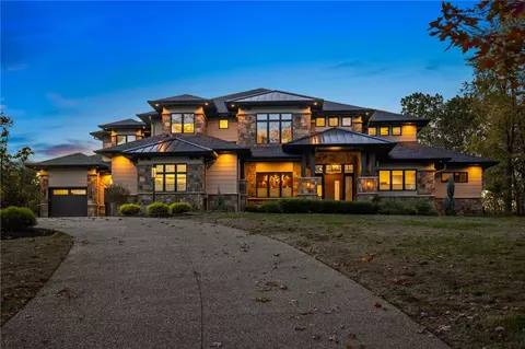 10485 Grubbs Rd, Wexford, PA 15090