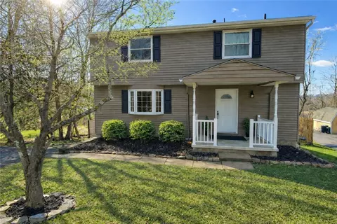 4 Lou Anne Ln, Delmont, PA 15626