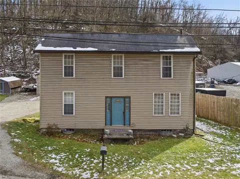 410 Lovedale Rd, Elizabeth, PA 15037
