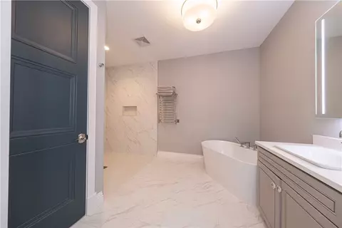 Bath - 1213 Harrison Ct, Export, PA 15632 photo 3 of 8